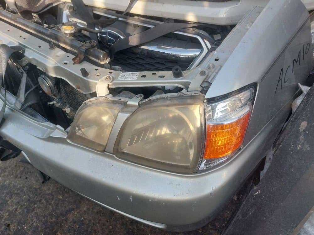 Bumper + Headlights Toyota Gaia used in Sharjah — photo 7