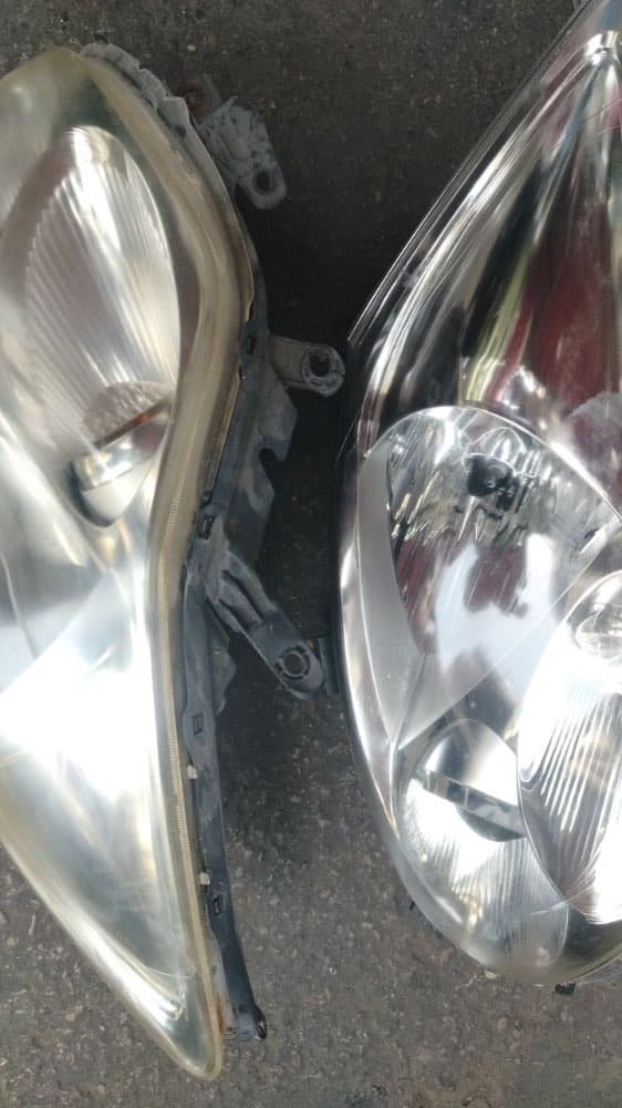 Headlights Toyota Auris used in Sharjah — photo 7