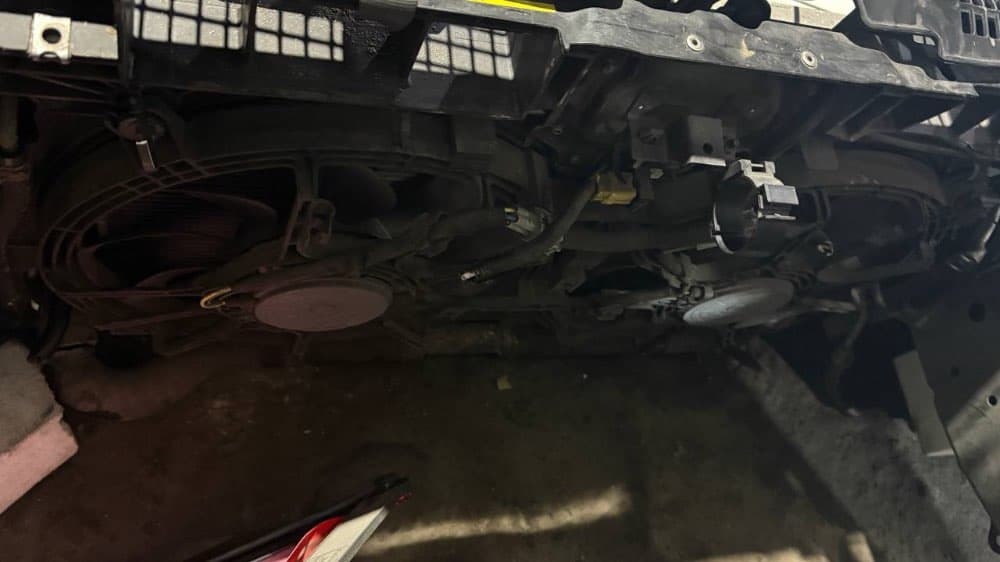 Nose cut Nissan Teana used in Sharjah — photo 6