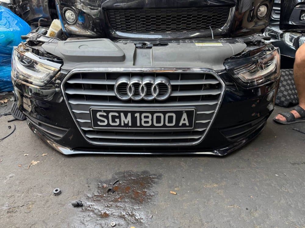 Nose cut + Hood Audi A4