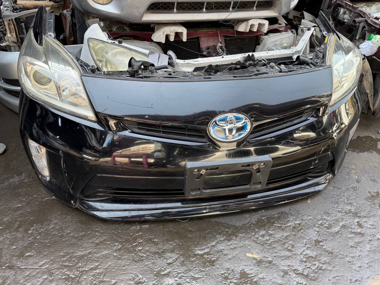 Nose cut Toyota Prius