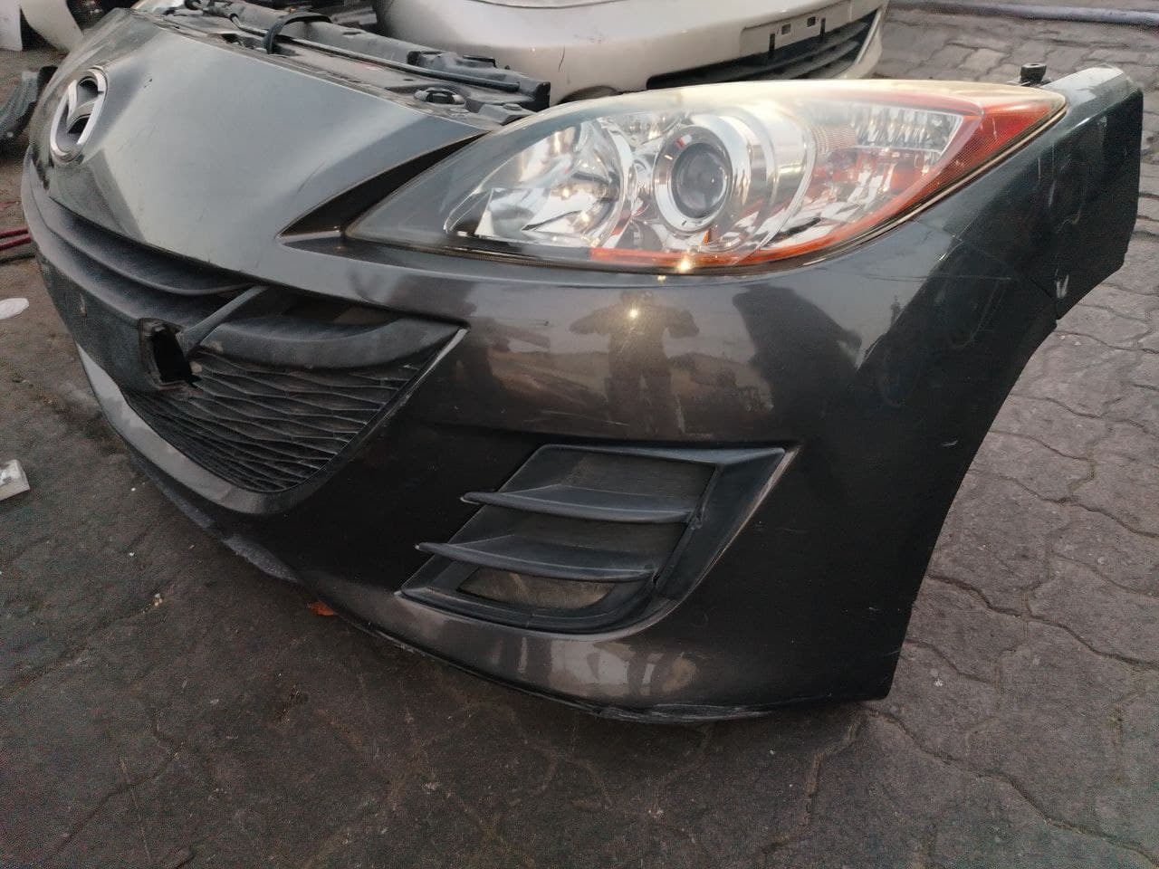 Nose cut Mazda Mazda3 used in Sharjah — photo 2