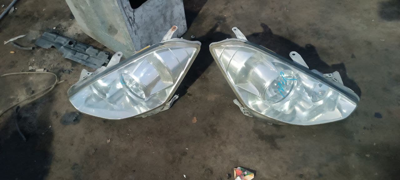 Bumper + Headlights Toyota Caldina