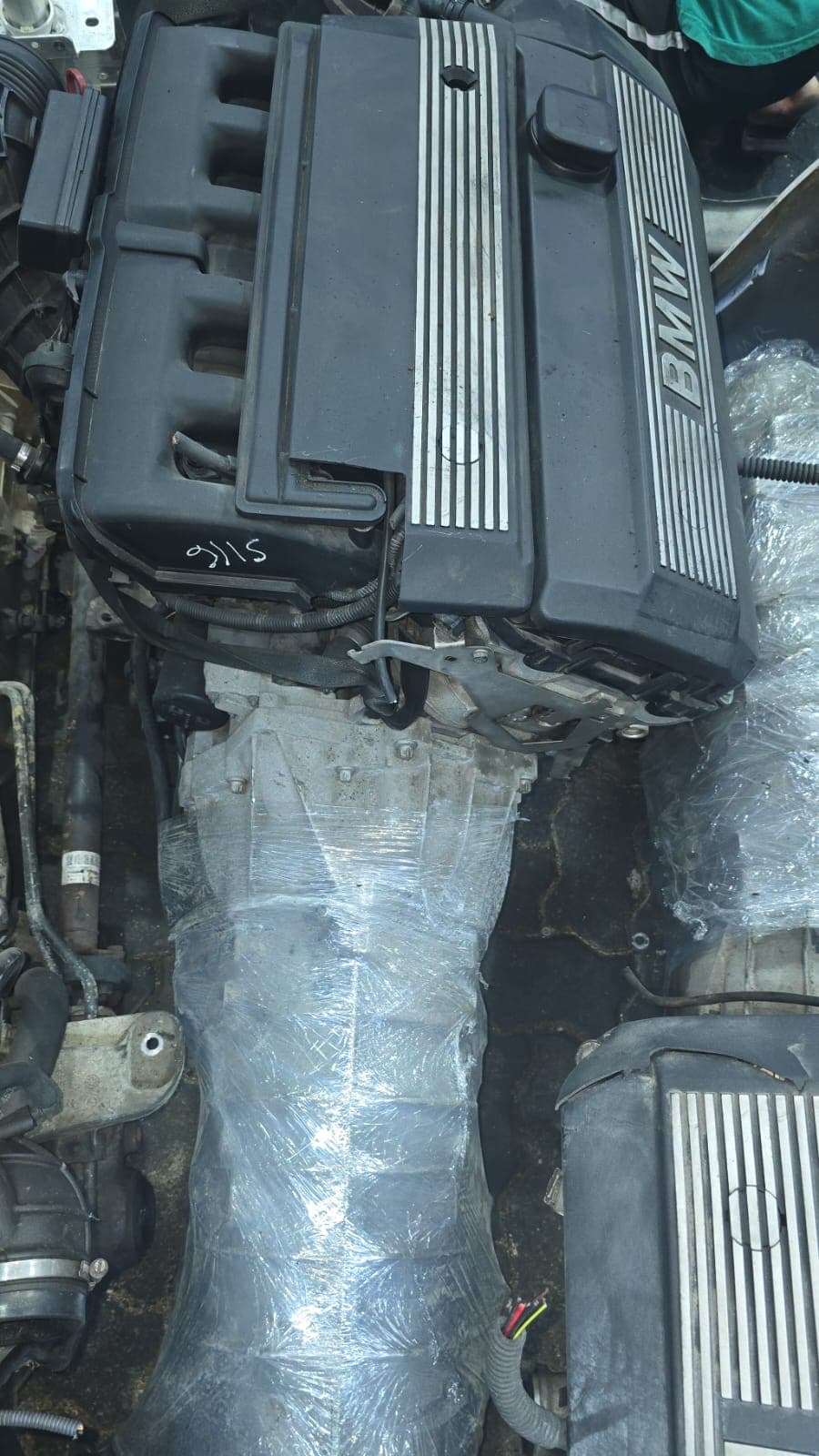 Engine + AT BMW M54B30 used in Sharjah — photo 5