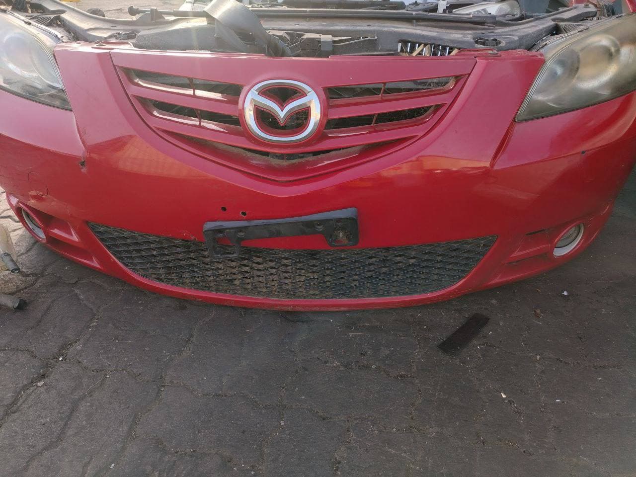 Nose cut Mazda Mazda3