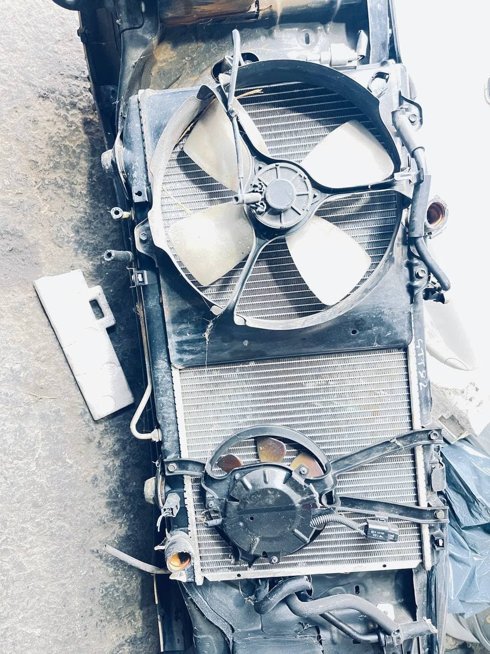 Nose cut + Hood Toyota Celica used in Sharjah — photo 2