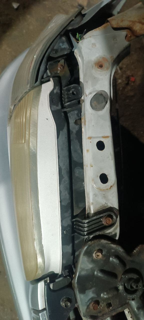 Nose cut Nissan Sunny used in Sharjah — photo 2