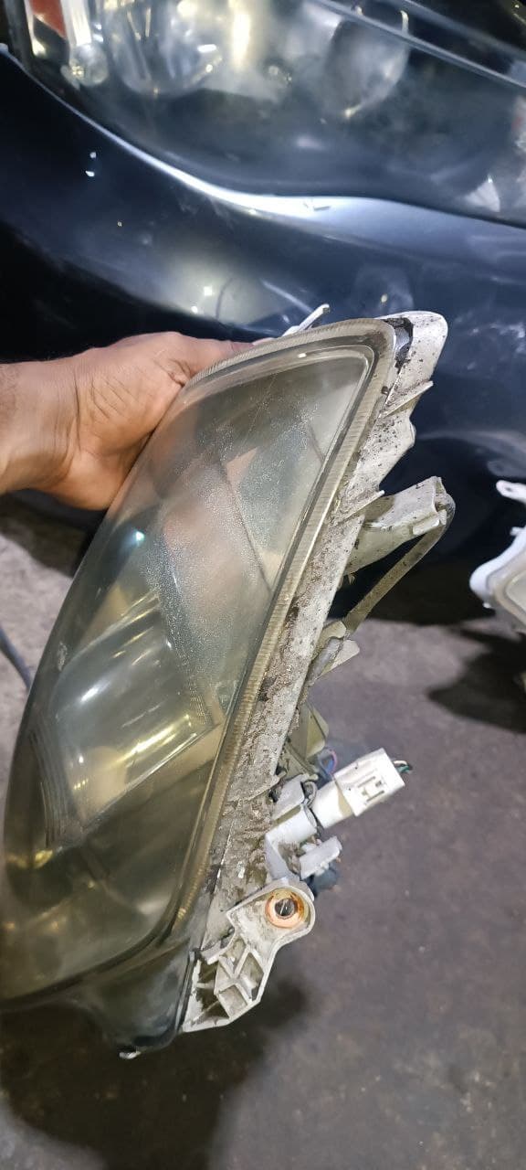 Bumper + Headlights Toyota Caldina