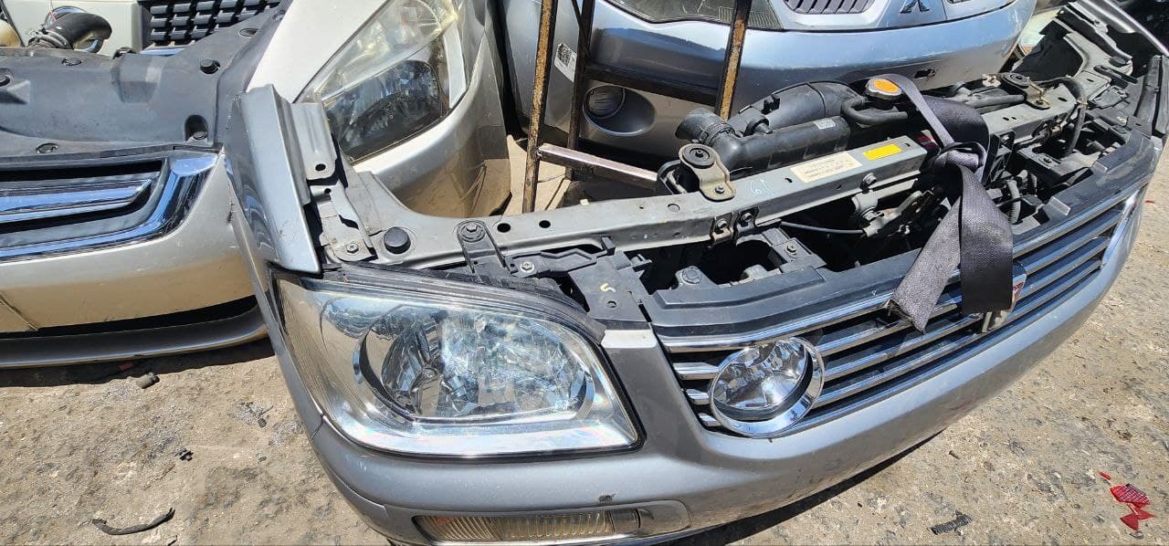 Nose cut Nissan Stagea used in Sharjah — photo 2