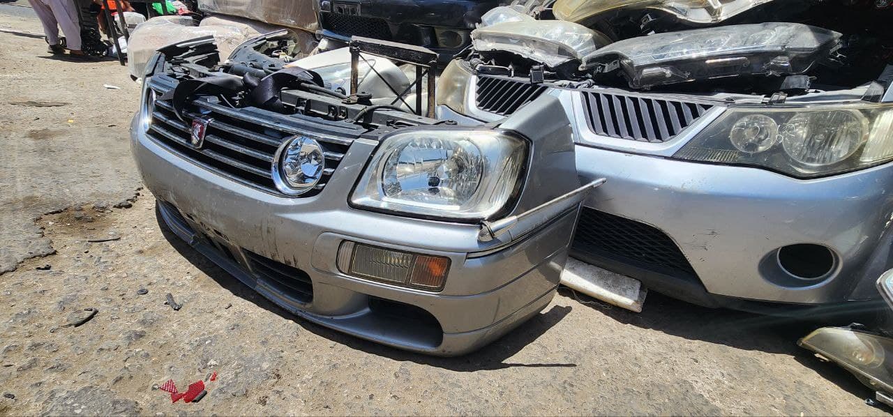 Nose cut Nissan Stagea used in Sharjah — photo 5