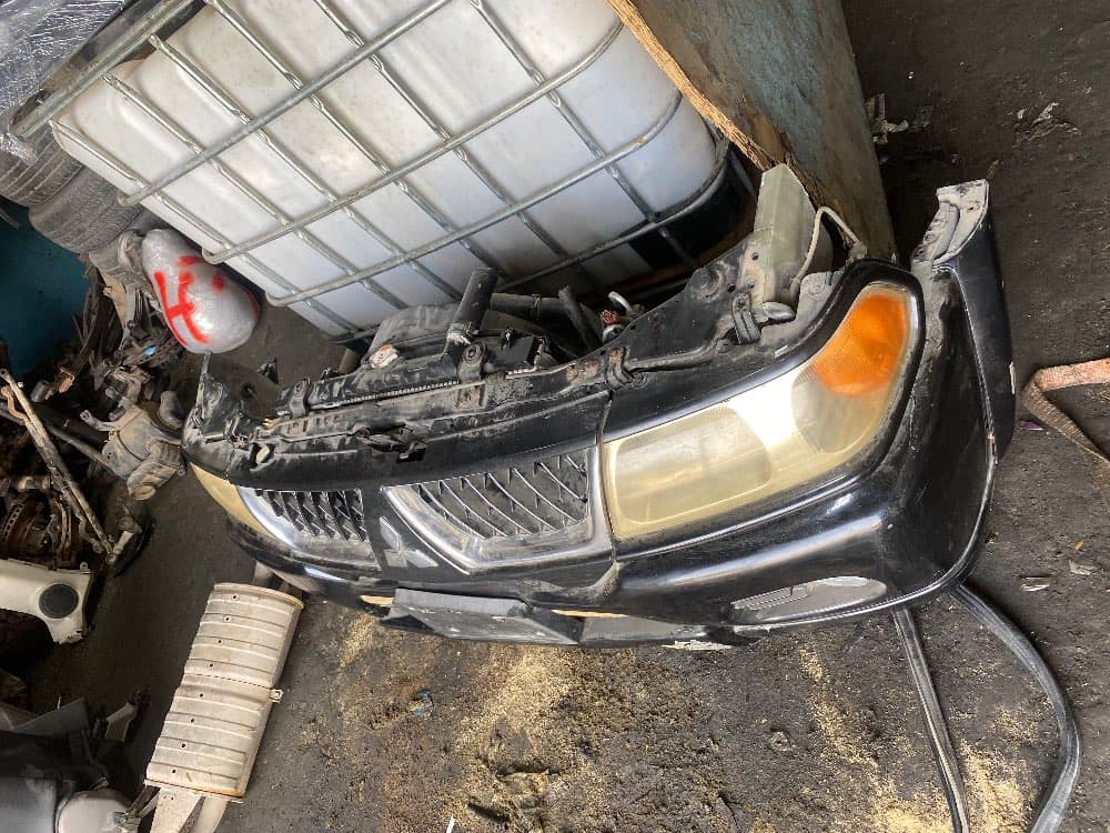 Nose cut Mitsubishi Pajero Sport