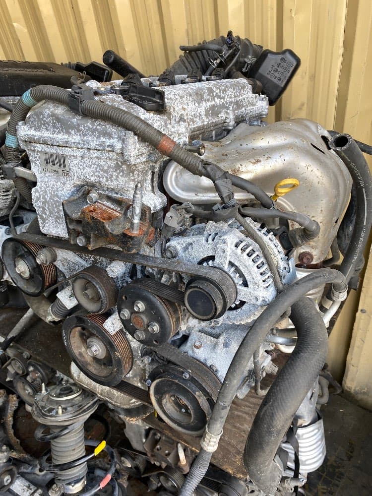 Engine Toyota 2AZ used in Sharjah — photo 3