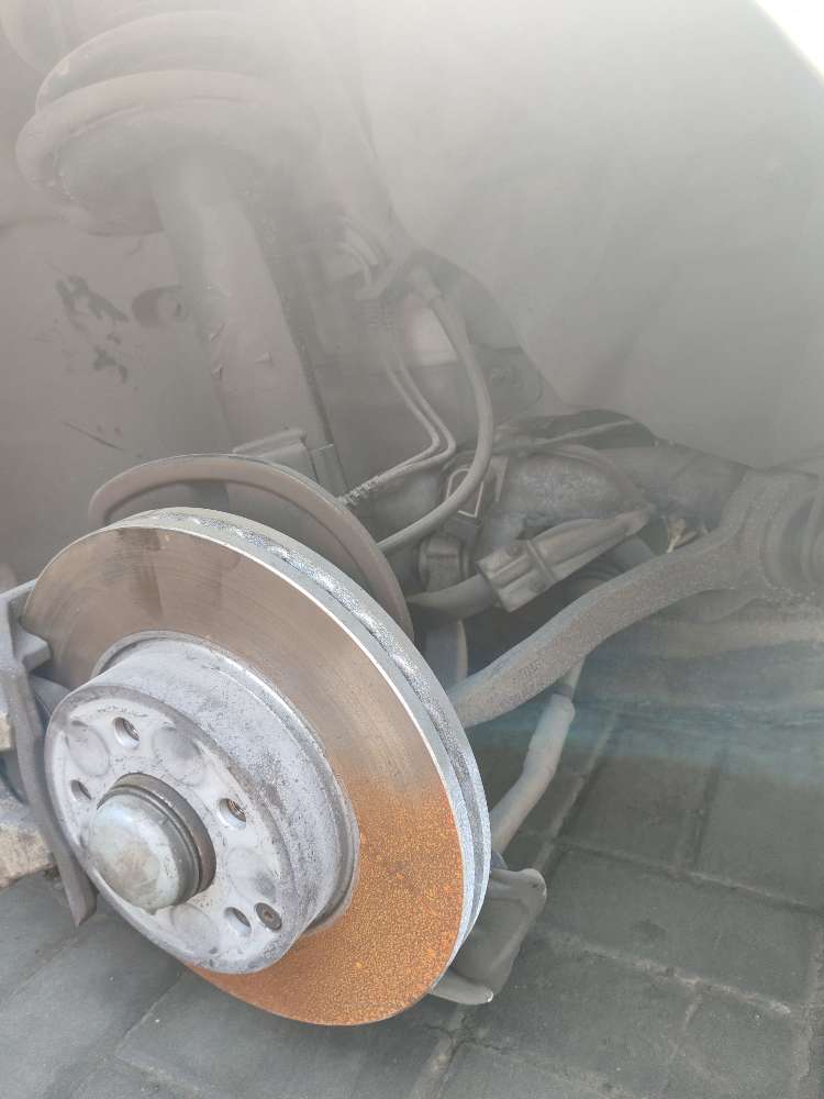 Suspension Mercedes-Benz used in Sharjah — photo 2
