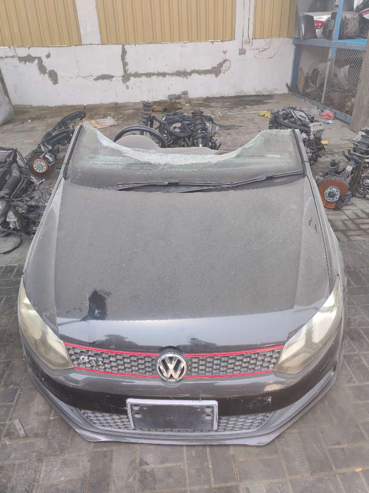 Nose cut + Hood Volkswagen