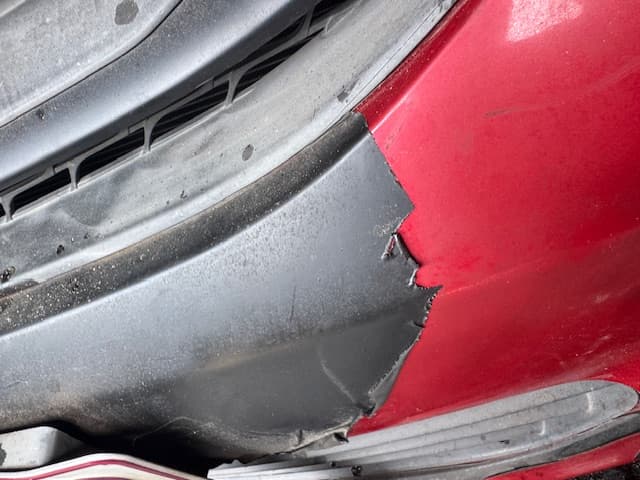 Nose cut Hyundai used in Sharjah — photo 2