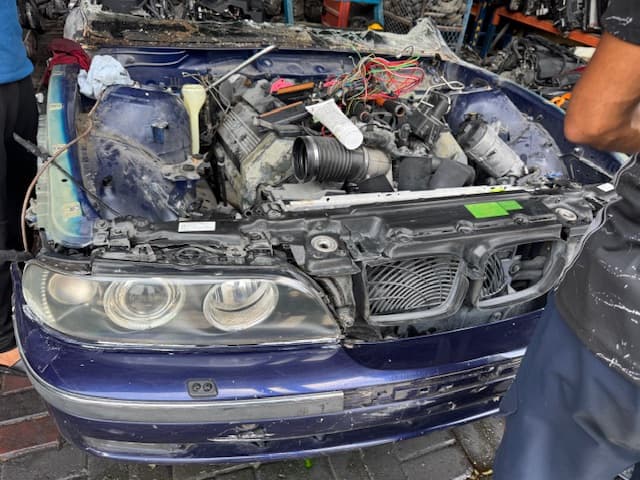 Engine + AT BMW M62B40 E39 used in Sharjah — photo 2