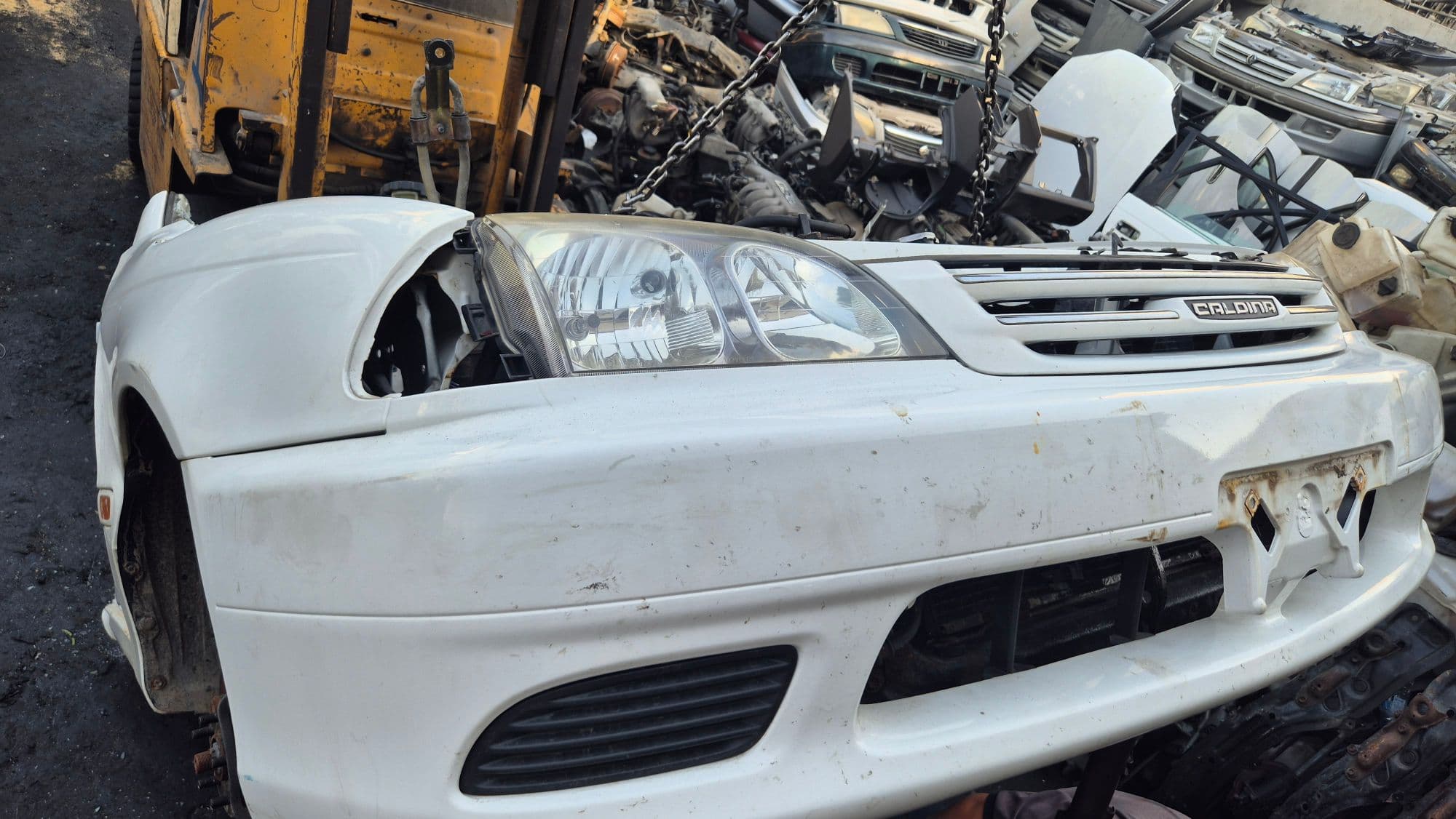 Bumper + Radiator + Grille Toyota Caldina used in Sharjah — photo 2